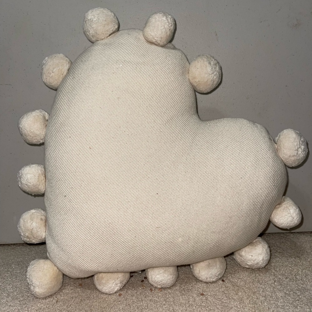 Crème colored heart shaped pillow